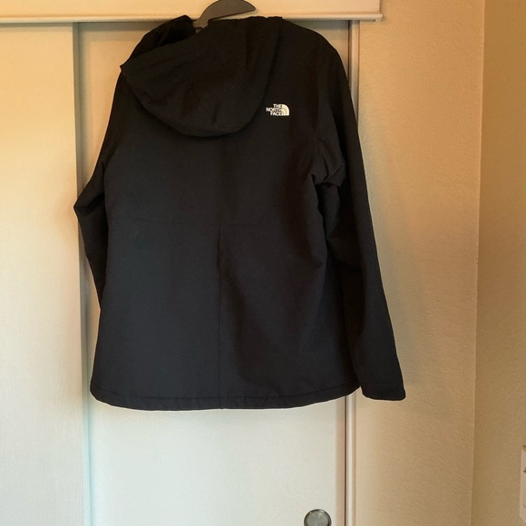 The North Face Black Performance Jacket - Picture 2 of 3
